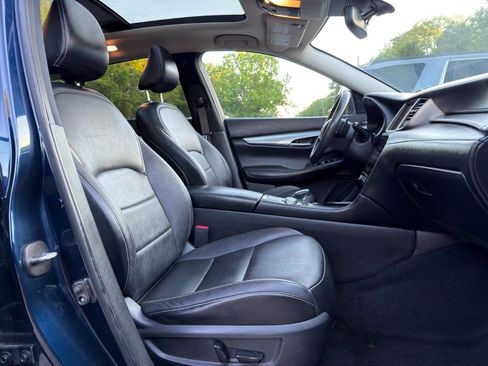 Used 2019 INFINITI QX50 Luxe AWD/4WD image 15