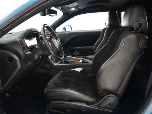 Used 2022 Dodge Challenger GT w/ Plus Package image 16