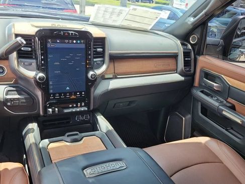 Used 2024 RAM 2500 Limited AWD/4WD image 26