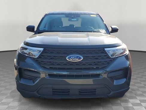 Certified 2024 Ford Explorer 2WD image 2
