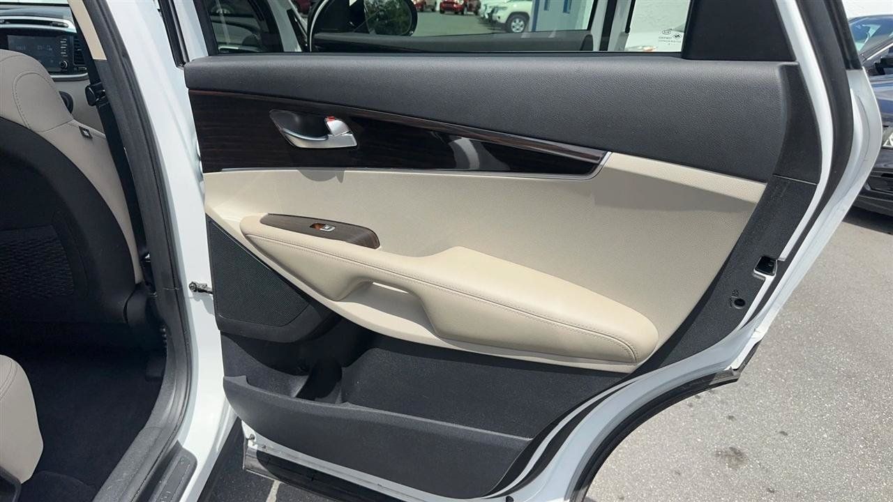 Used 2019 Kia Sorento FWD w/ LX Convenience Package image 24