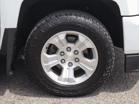 Used 2018 Chevrolet Silverado 1500 LT w/ All Star Edition AWD/4WD image 49
