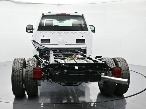New 2026 Ford F550 4x4 Regular Cab Super Duty image 6