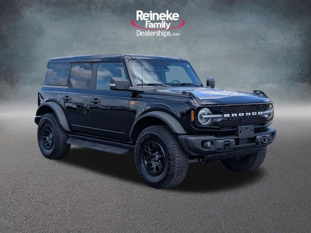 Certified 2025 Ford Bronco Badlands AWD/4WD image 3