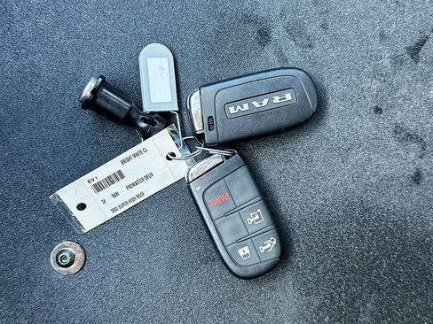 Used 2024 RAM ProMaster 3500 w/ Delivery Van Package image 35