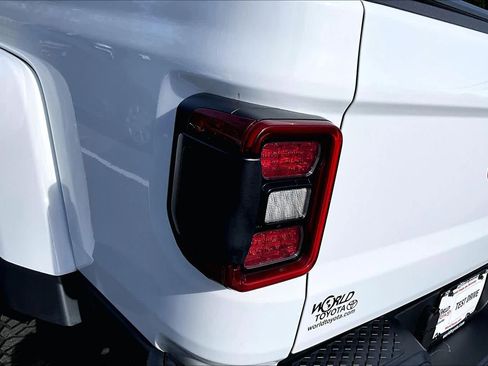 Used 2021 Jeep Gladiator Mojave image 27