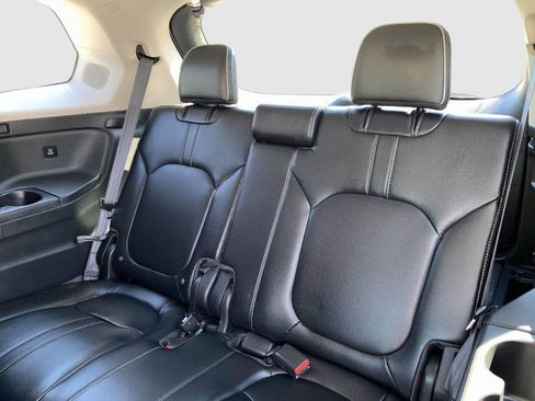 Certified 2023 Honda Pilot Elite image 48