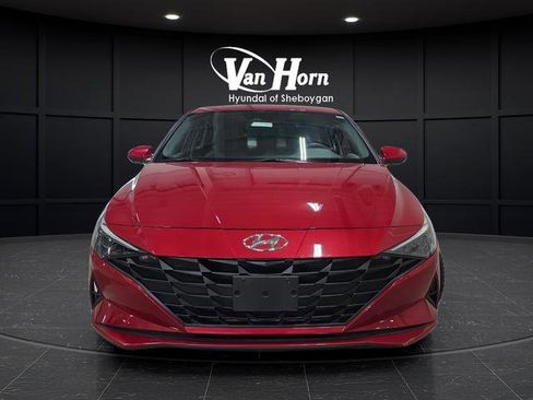 Certified 2023 Hyundai Elantra SEL image 9