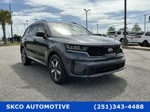 Used 2021 Kia Sorento S image 7