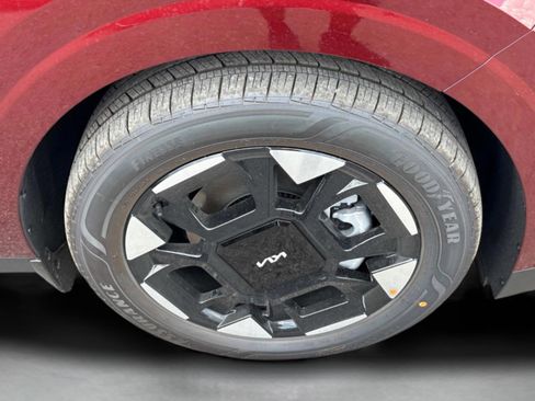 New 2026 Kia Carnival EX image 9