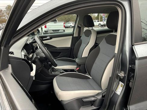 Used 2025 Volkswagen Taos S AWD/4WD image 10