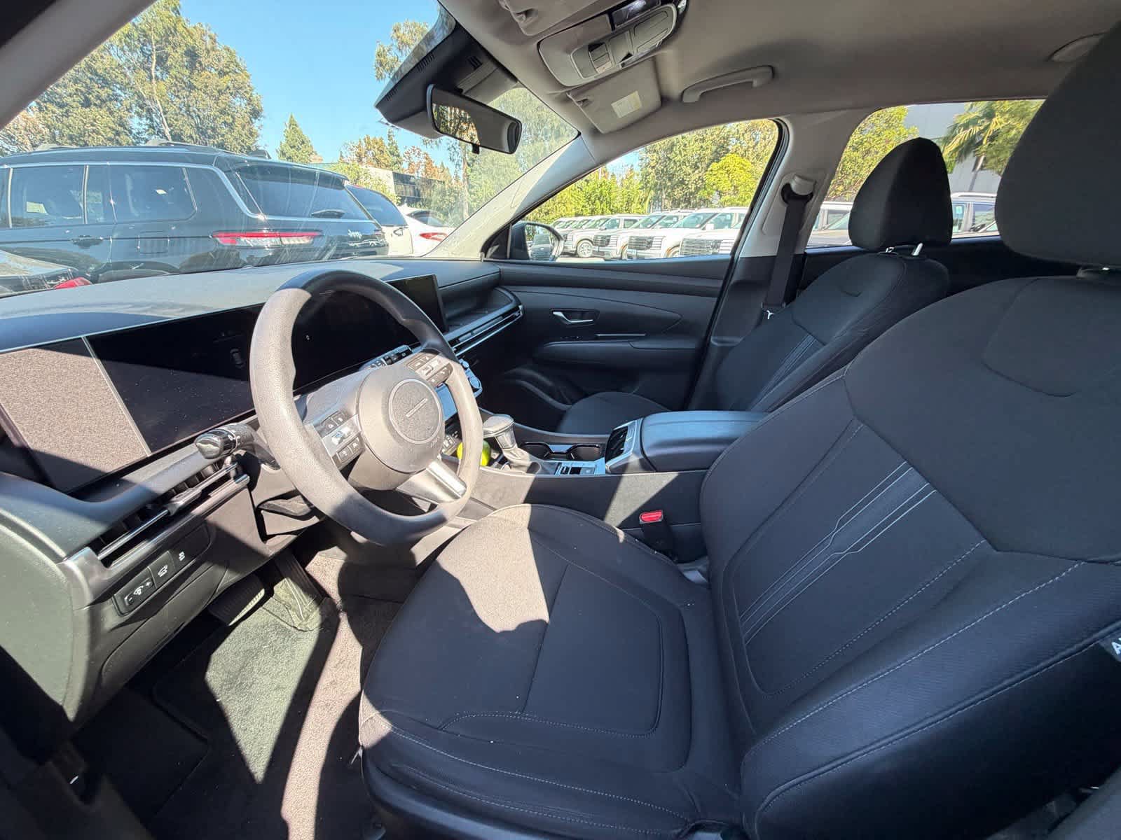 Used 2025 Hyundai Tucson SEL FWD image 5