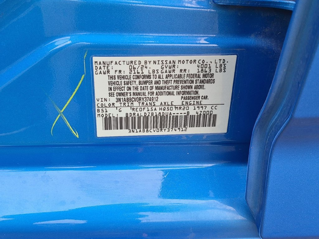 Used 2024 Nissan Sentra SV FWD image 29