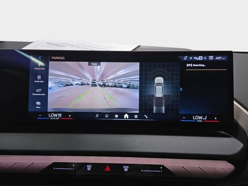 Used 2025 BMW X3 xDrive30i w/ Convenience Package image 24