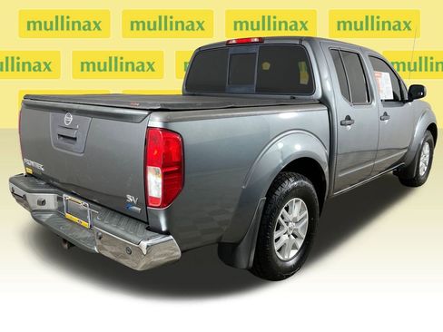 Used 2018 Nissan Frontier SV w/ Value Truck Package image 4