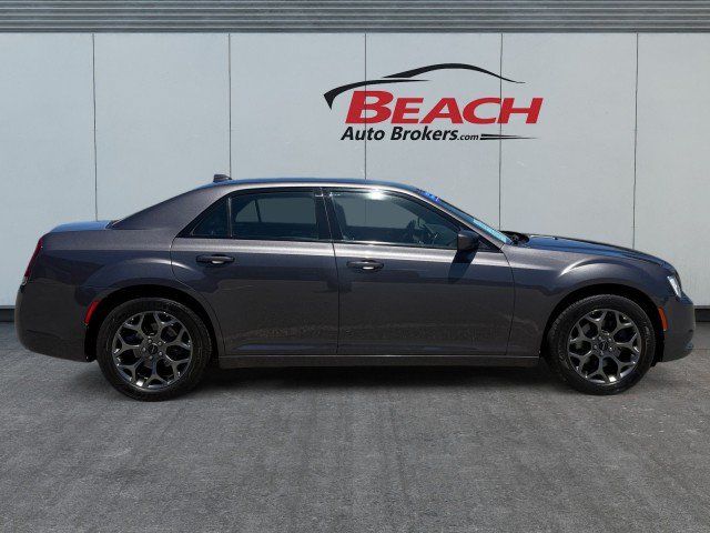 Used 2016 Chrysler 300 S AWD/4WD image 9