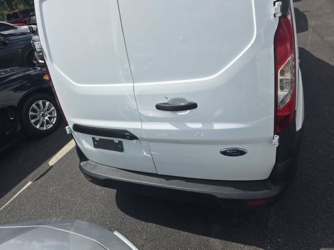 Used 2019 Ford Transit Connect XL FWD image 11