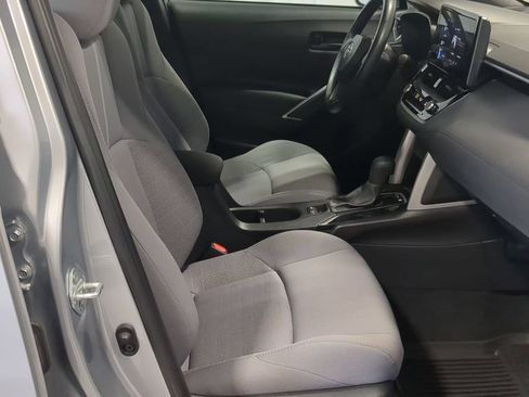 Used 2024 Toyota Corolla Cross AWD Hybrid image 25