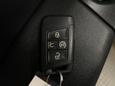 Used 2019 Volkswagen Atlas SEL AWD/4WD image 33