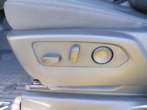 New 2025 Chevrolet Silverado 1500 LT w/ Z71 Off-Road Package image 17