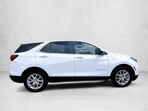 Used 2023 Chevrolet Equinox LT FWD image 5