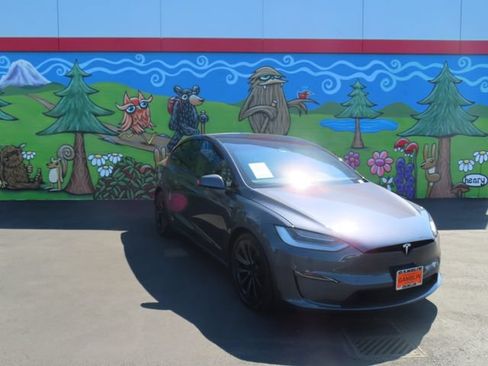 Used 2023 Tesla Model X AWD/4WD image 37