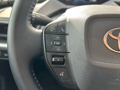 Used 2024 Toyota Prius LE image 18
