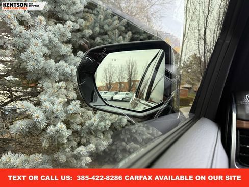 Used 2025 GMC Yukon Denali image 24