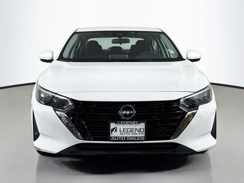 Used 2024 Nissan Sentra SV FWD image 2