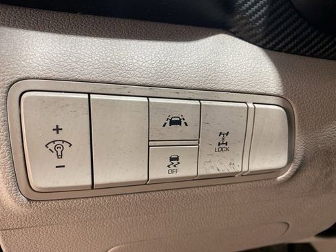 Used 2021 Hyundai Tucson SE w/ Cargo Package image 14