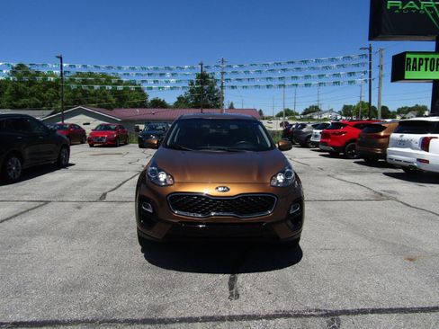 Used 2020 Kia Sportage LX w/ LX Popular Package AWD/4WD image 2