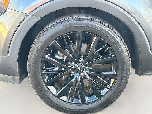 Used 2022 Kia Telluride SX AWD/4WD image 34
