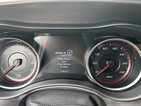 Used 2021 Dodge Charger SXT image 10