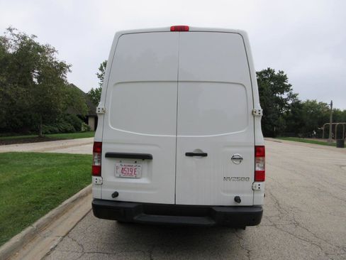 Used 2021 Nissan NV 2500 SV RWD image 11