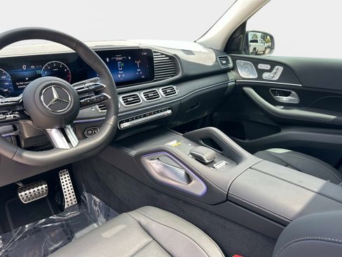 New 2026 Mercedes-Benz GLS 450 450 4MATIC SUV image 17