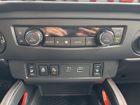 New 2026 Nissan Frontier PRO-4X w/ Pro-4x Convenience Package image 13
