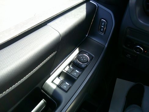 New 2025 Ford F150 XLT w/ Equipment Group 302A MID image 15