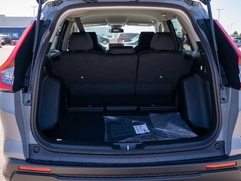 Used 2024 Honda CR-V LX image 11