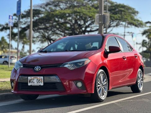 Used 2015 Toyota Corolla LE image 1