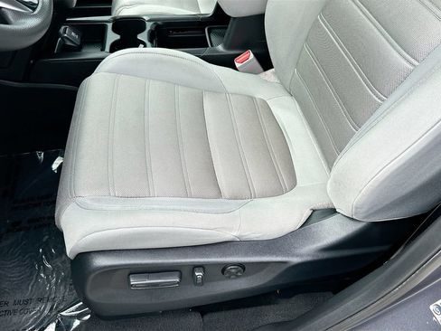 Used 2017 Honda CR-V EX image 18