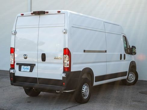 Used 2026 RAM ProMaster 2500 w/ Convenience Group FWD image 33
