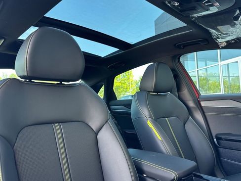 New 2026 Kia K5 GT FWD image 16