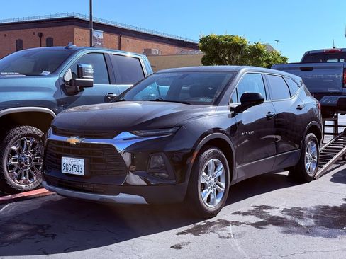 Used 2019 Chevrolet Blazer LT FWD image 23