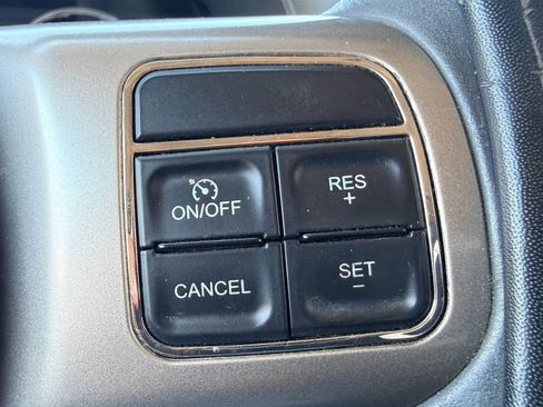 Used 2012 Jeep Compass Limited AWD/4WD image 17