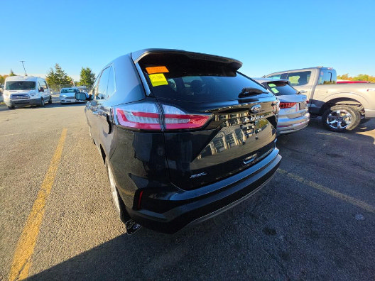Used 2023 Ford Edge SEL w/ Convenience Package AWD/4WD image 7