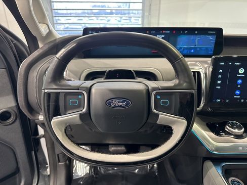 Used 2025 Ford Expedition Max Platinum image 25