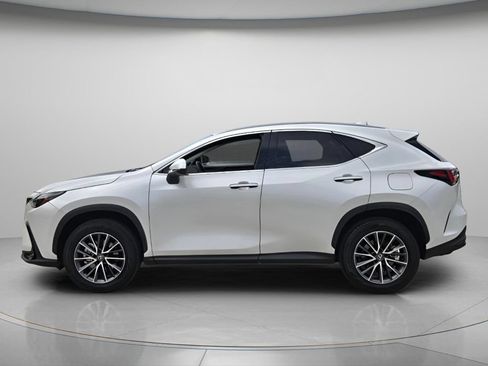 Used 2024 Lexus NX 250 FWD w/ Cold Area Package image 3