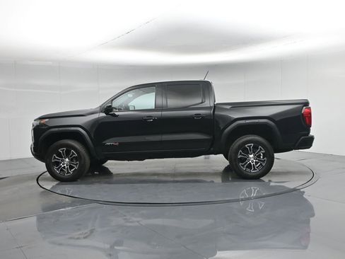 Used 2023 GMC Canyon AT4 image 27