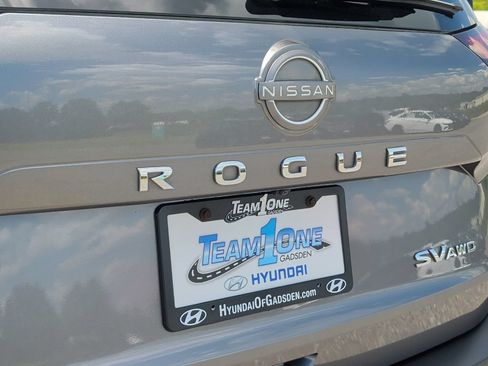 Used 2023 Nissan Rogue SV AWD/4WD image 15