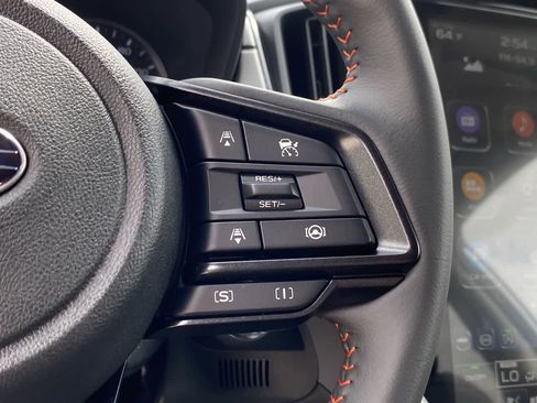 Certified 2025 Subaru Crosstrek 2.5i Limited w/ Crosstrek Mirror Package AWD/4WD image 24